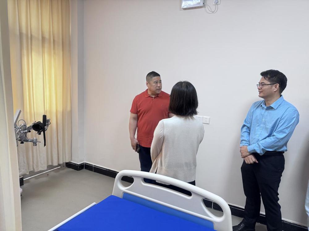 97b49e12-fae2-4054-bce8-d55a084e2579