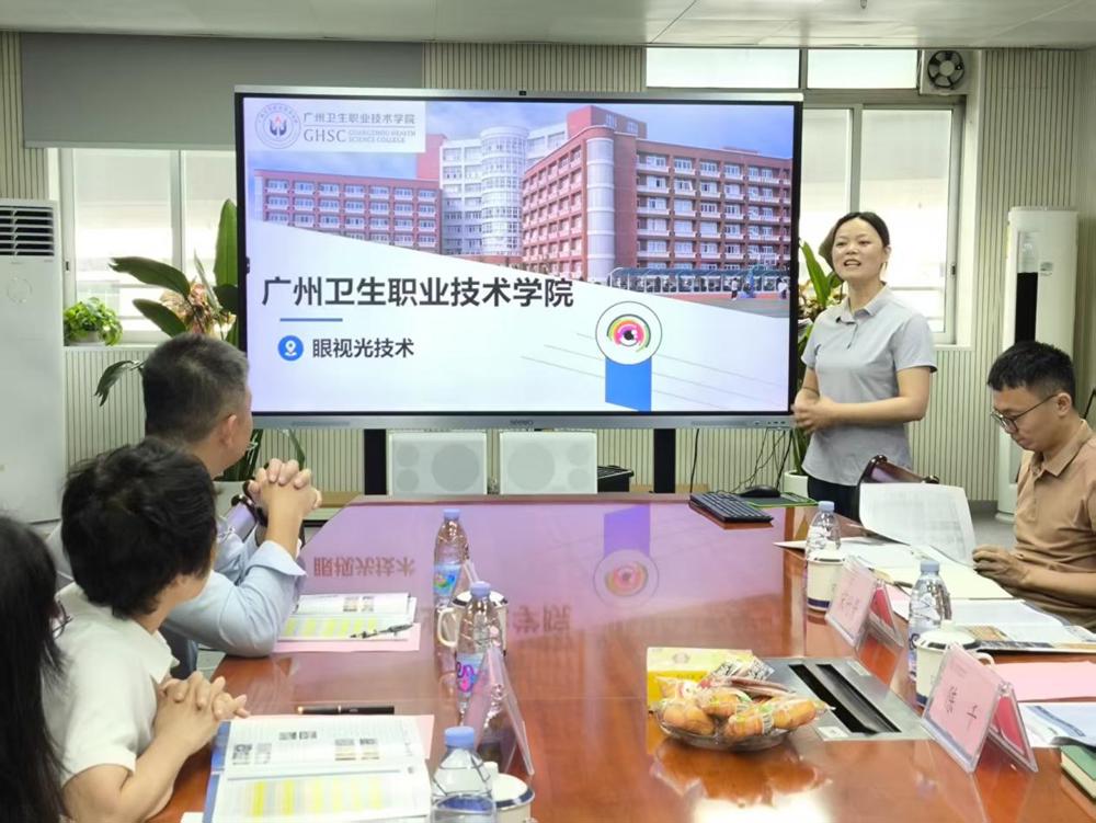 d4ce3c92be0be66f338e059d567397f