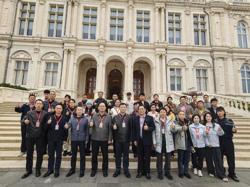 e2d7b2ce9ae2a8d297da94f543a42acf